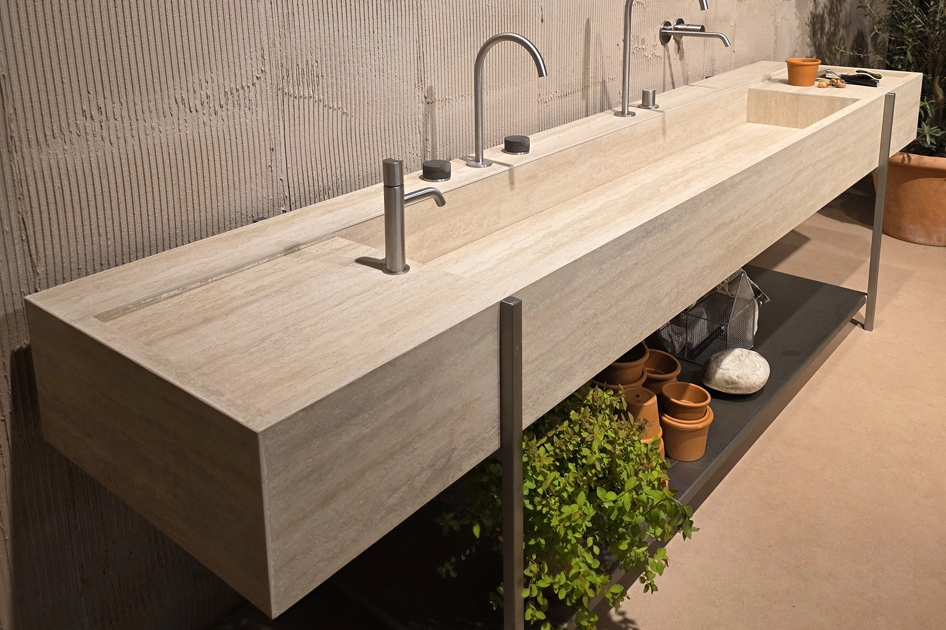 Arredo in gres porcellanato 2